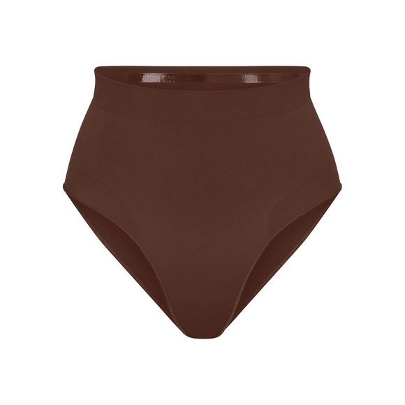 SKIMS Other - SKIMS SEAMLESS SCULPT MID WAIST BRIEF in Cocoa Size L/XL NEW